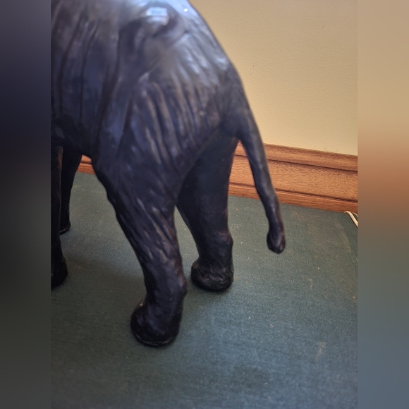 MCM Vintage 1950s Black Leather Covered Elephant Sculpture Decor - Picture 3 of 9